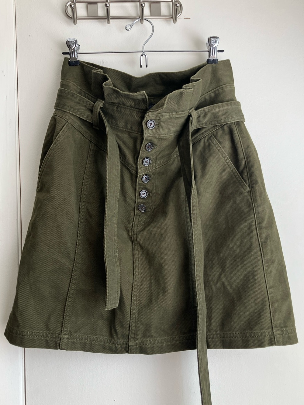 Banana Republic Green Twill Mini Skirt Paper Bag Size 6 Button Fly Waist Tie